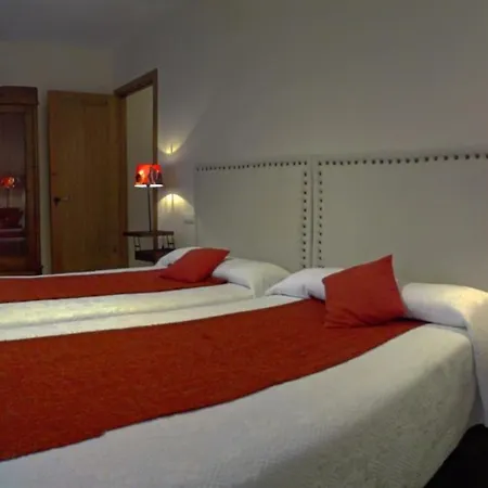 Rurales Casanova * タピア・デ・カサリエゴ